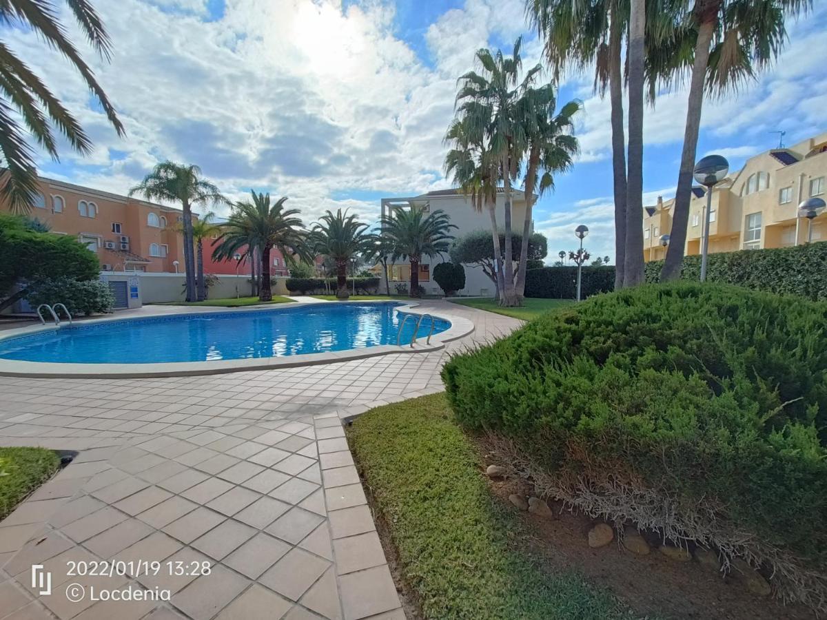 Rosaleda Locdenia Apartamento Exterior foto